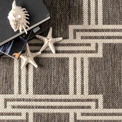 NuLOOM Malaya Greek Trellis Indoor/Outdoor Patio Area Rug 7 NuLOOM Malaya Greek Trellis Indoor/Outdoor Patio Area Rug - Image 5