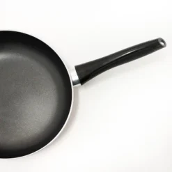 BergHOFF Geminis Cast Aluminum Non-stick Fry Pan, Red -Garden Furniture Discounts GUEST 6b6b6582 f11b 4a03 a106 212f079ad0b4